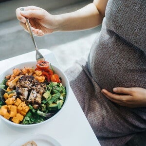 Probiotiki v nosečnosti: kako podpirajo zdravje mame in dojenčka