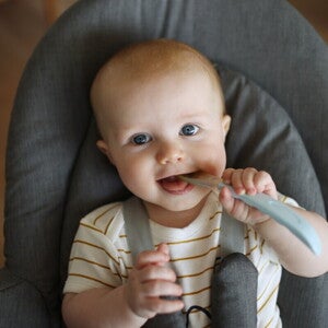 Vse, kar morate vedeti o dojenčkovih prvih zobkih